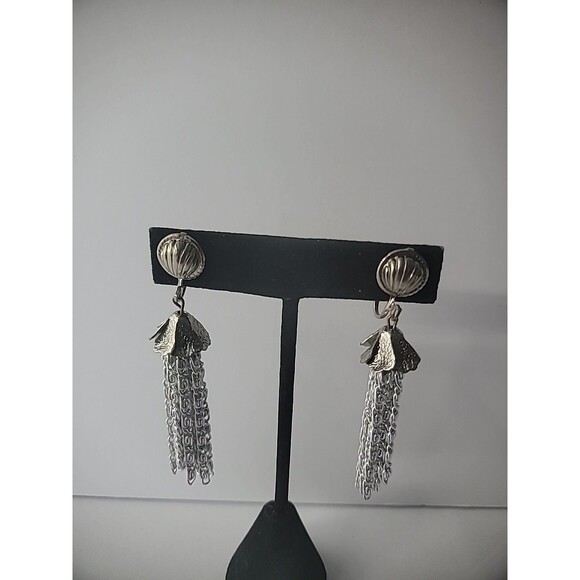 Vintage Earrings Clip On Silver Tone Chain Tassels Drop Dangle Jewelry Costume - Picture 3 of 10